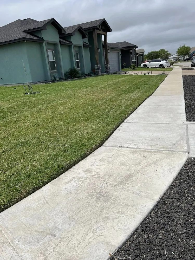 Local landscaping services for year-round maintenance in Corpus Christi, TX by D & E Groundskeeping Yard Services