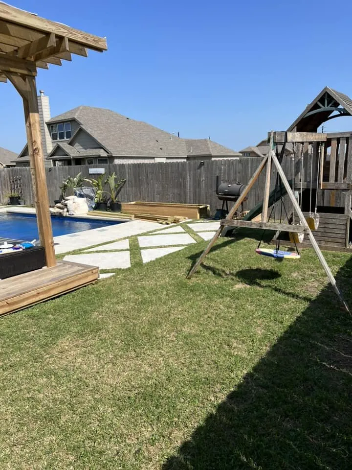 Custom landscape design in Corpus Christi, TX by D & E Groundskeeping Yard Services
