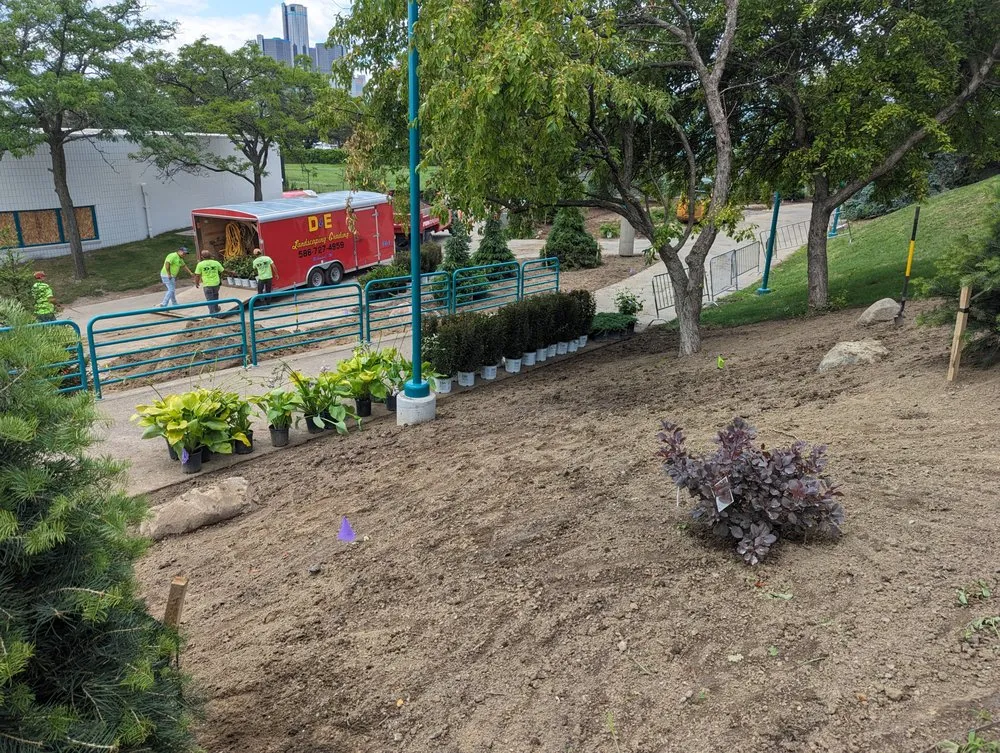 Affordable residential landscaping experts serving Richmond, MI - D & E Landscaping & Grading