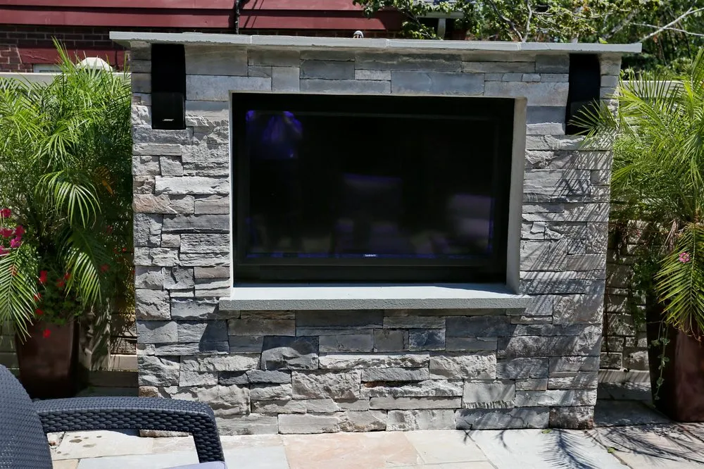 Custom landscape installation for year-round maintenance in Ridgefield, NJ by D & G Landscaping