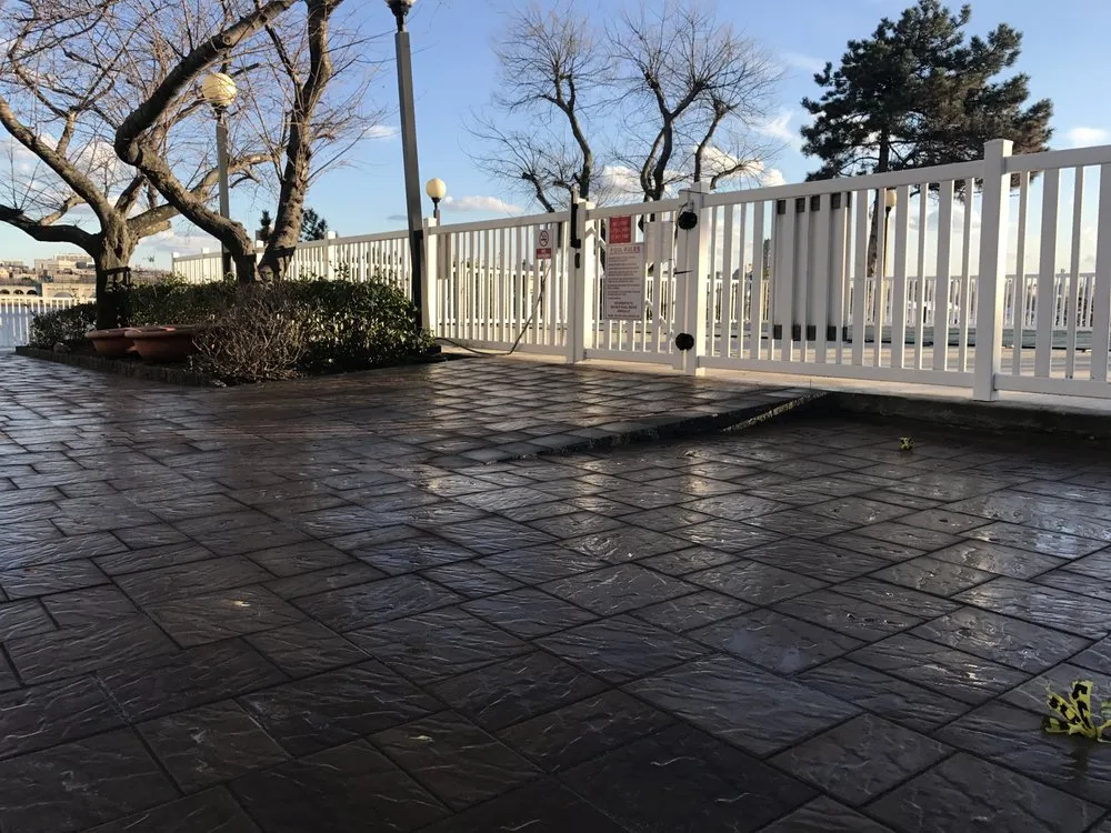 Professional lawn care service in Ridgefield, NJ by D & G Landscaping