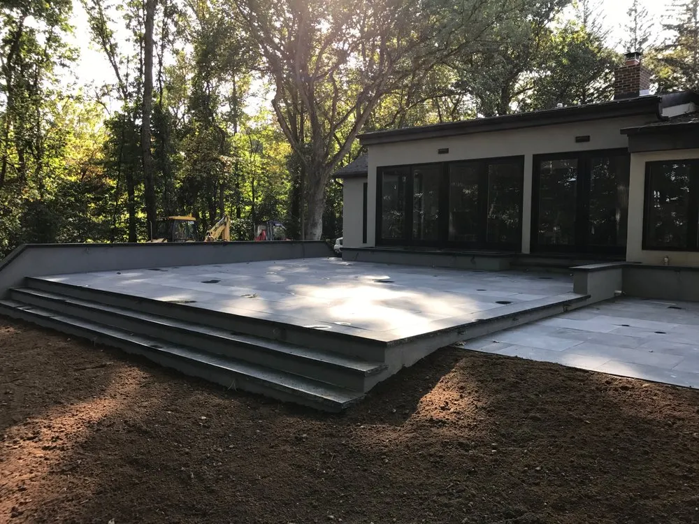 Affordable garden landscaping for year-round maintenance in Ridgefield, NJ by D & G Landscaping