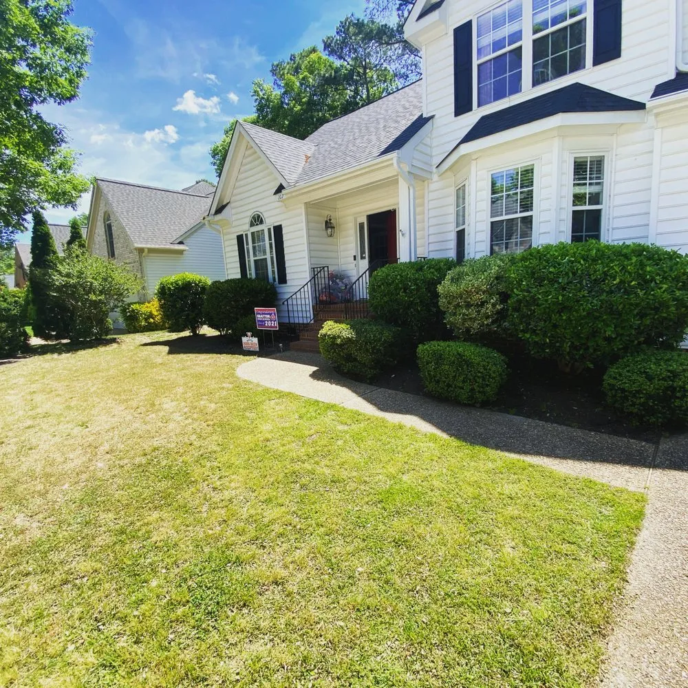 Trusted garden landscaping for outdoor upgrades in Newport News, VA by D & I Landscaping