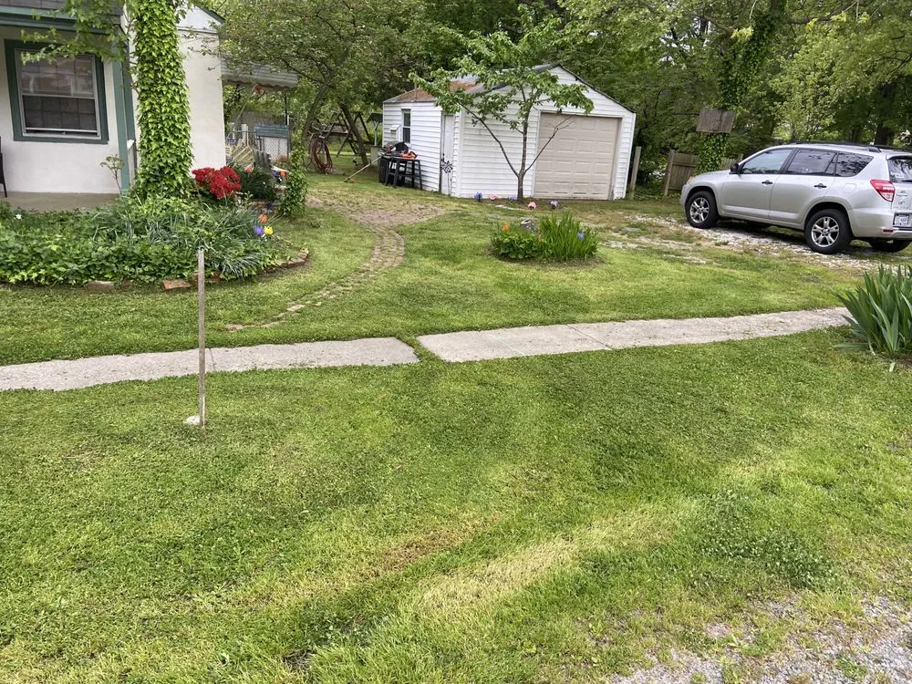 Affordable garden landscaping in Newport News, VA by D & I Landscaping