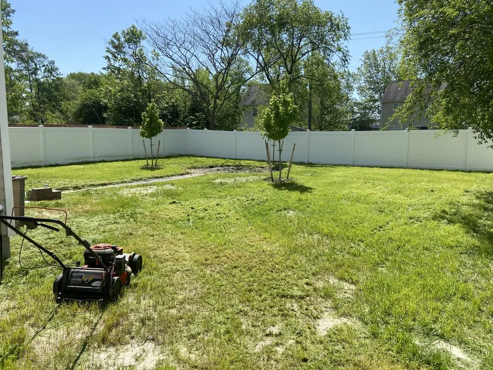 Top-rated lawn mowing service in Newport News, VA by D & I Landscaping
