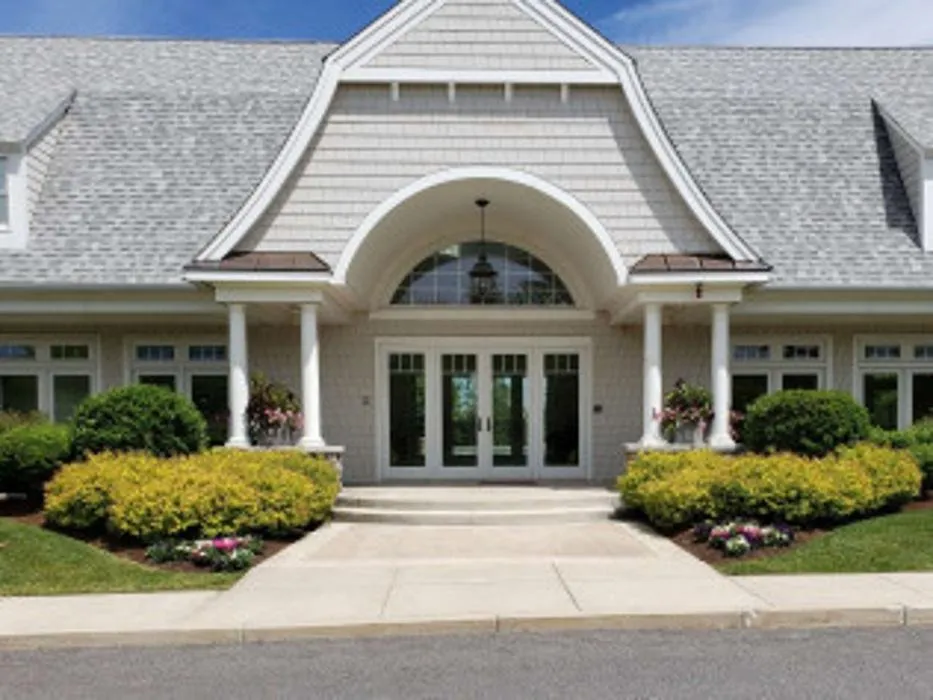 Custom yard maintenance for homes across Wareham, MA - D & J Enterprise