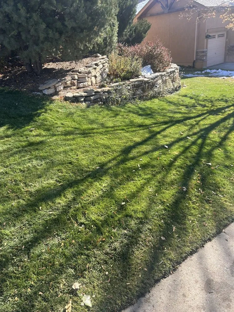 Top-rated lawn mowing service in Colorado Springs, CO - D & J Lawn Care Services