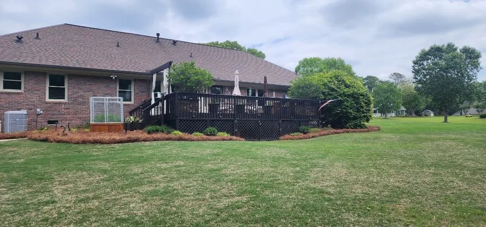 Professional lawn care service in Atlanta, GA by D & J Pinestraw