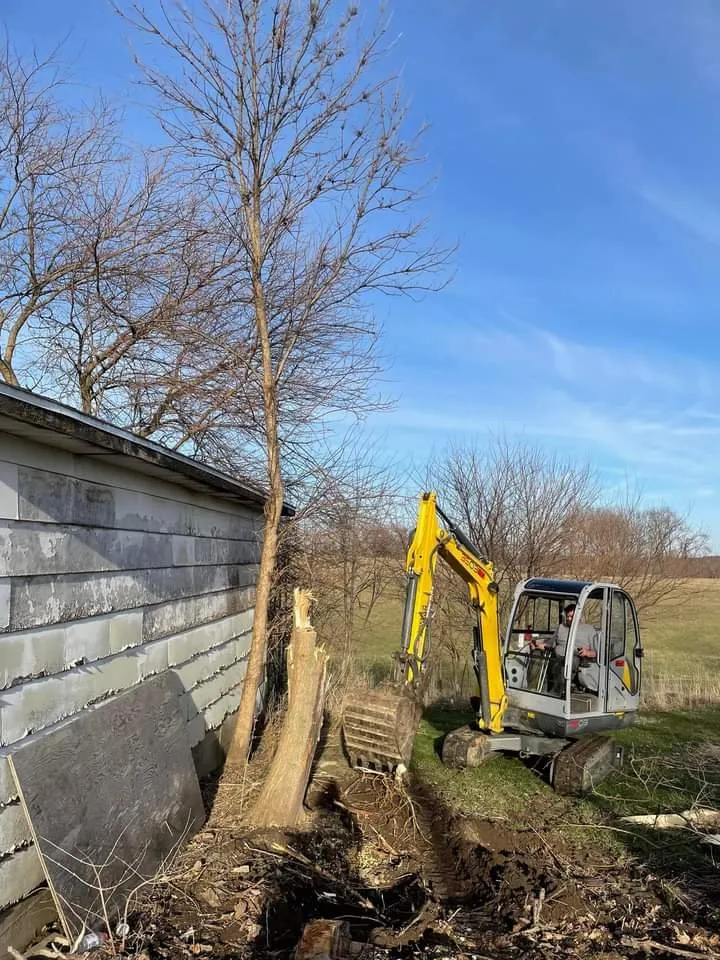 Custom landscape installation in Anamosa, IA by D & K Lawn Care & Enterprises