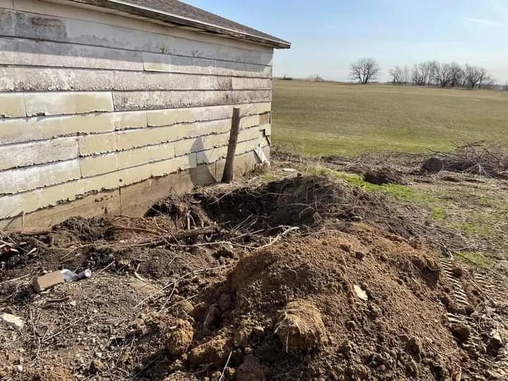 Expert outdoor landscaping in Anamosa, IA by D & K Lawn Care & Enterprises