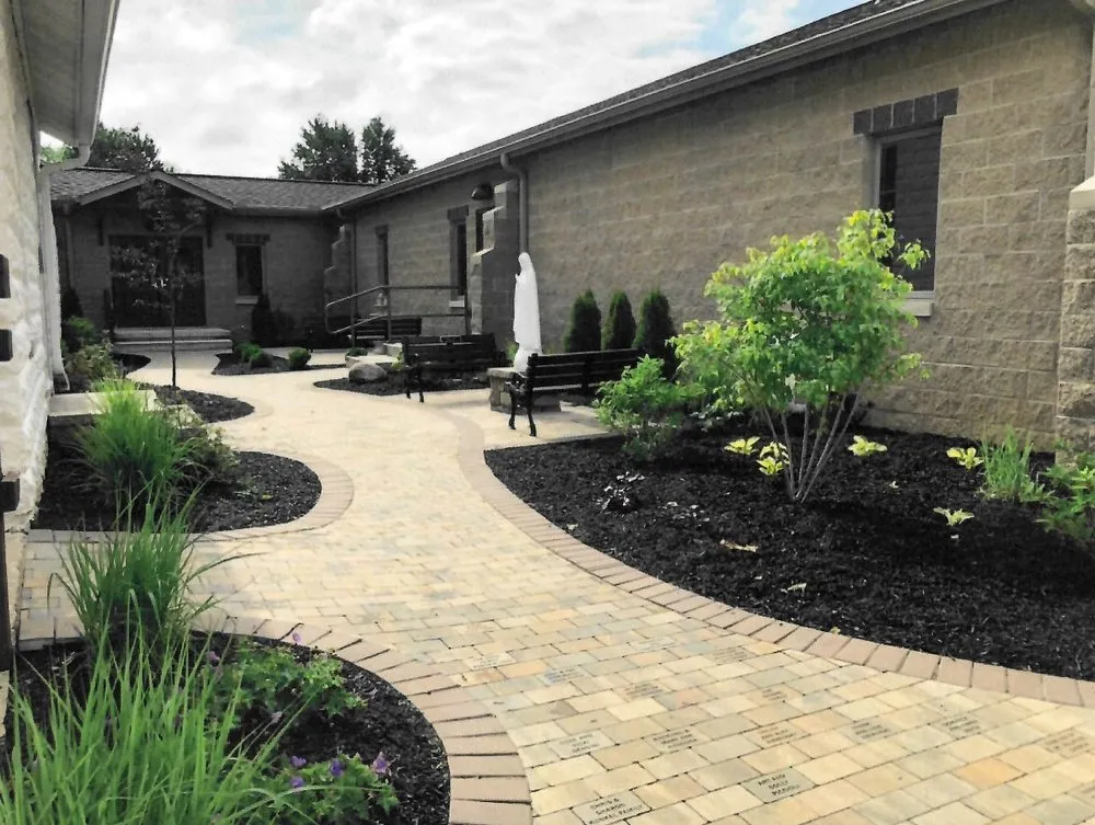 Reliable residential landscaping experts serving Spring Valley, IL - D & M Landscaping & Excavating