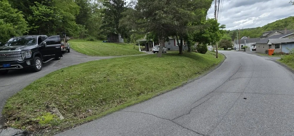 Affordable lawn mowing service with custom design in Glen Hope, PA by D & M's Lawn Care Services