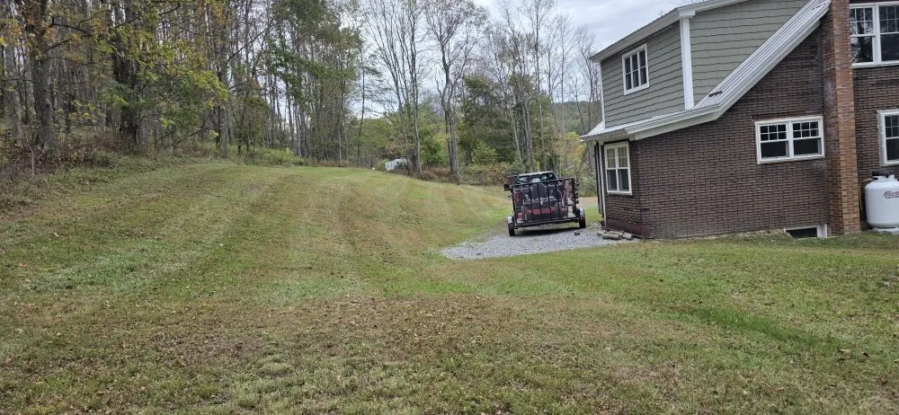 Affordable yard cleanup service experts serving Glen Hope, PA - D & M's Lawn Care Services