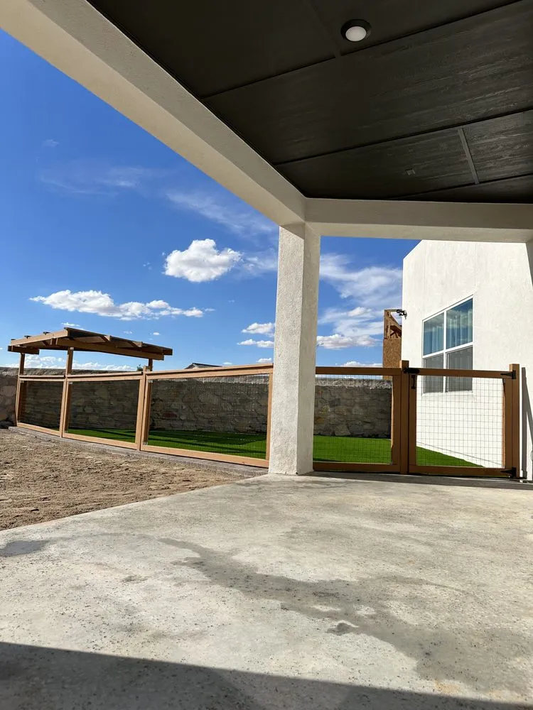 Expert landscaping services experts serving El Paso, TX - D & R Demolition Landscape And Maintenance