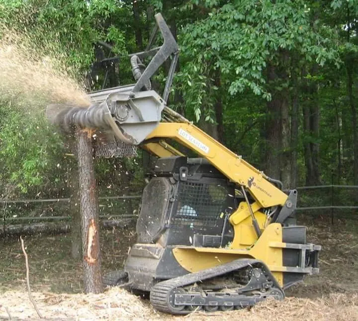 Reliable garden landscaping experts serving Fort Pierce, FL - D & R Landscaping & Excavation