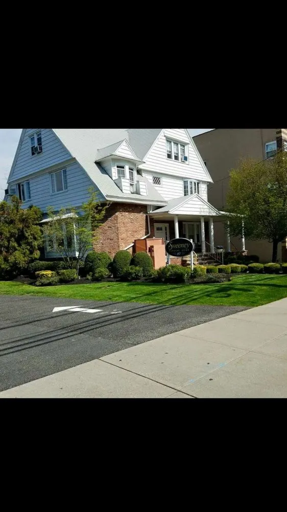 Professional landscape design in Bayonne, NJ - D & R Landscaping