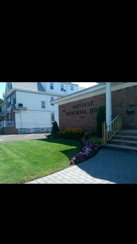 Reliable outdoor landscaping experts serving Bayonne, NJ - D & R Landscaping