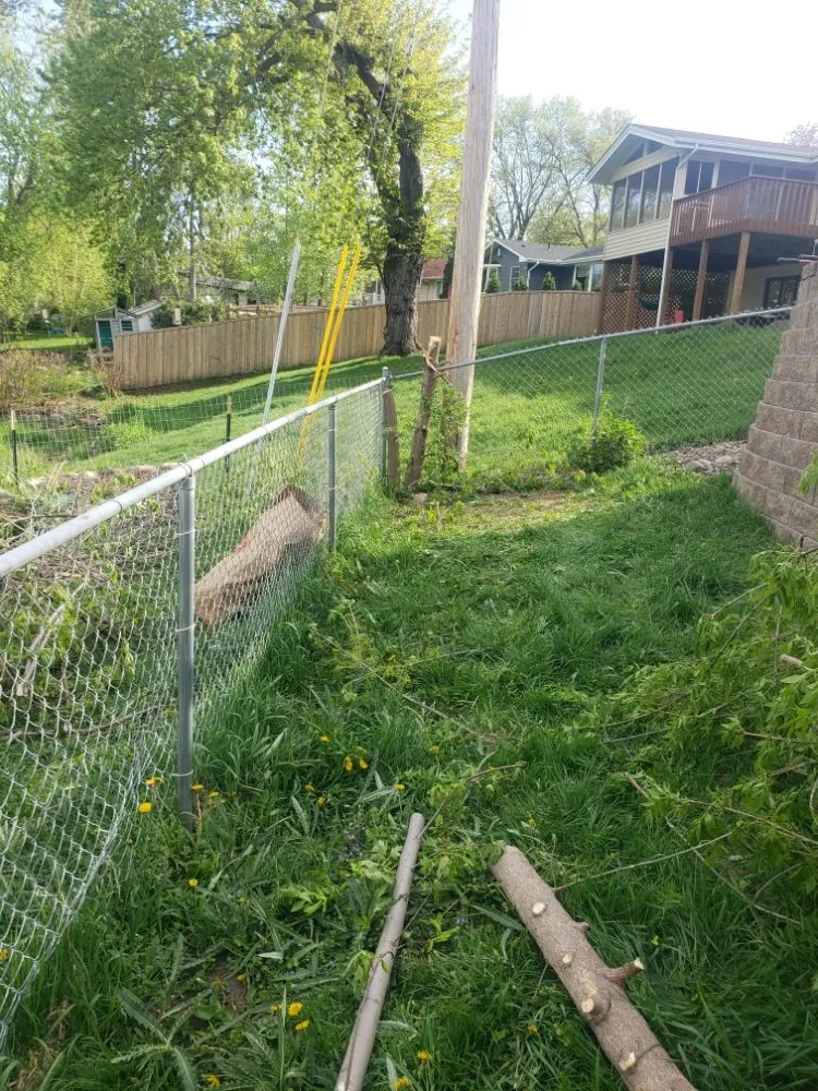 Custom residential landscaping experts serving Minneapolis, MN - D & R Landscaping