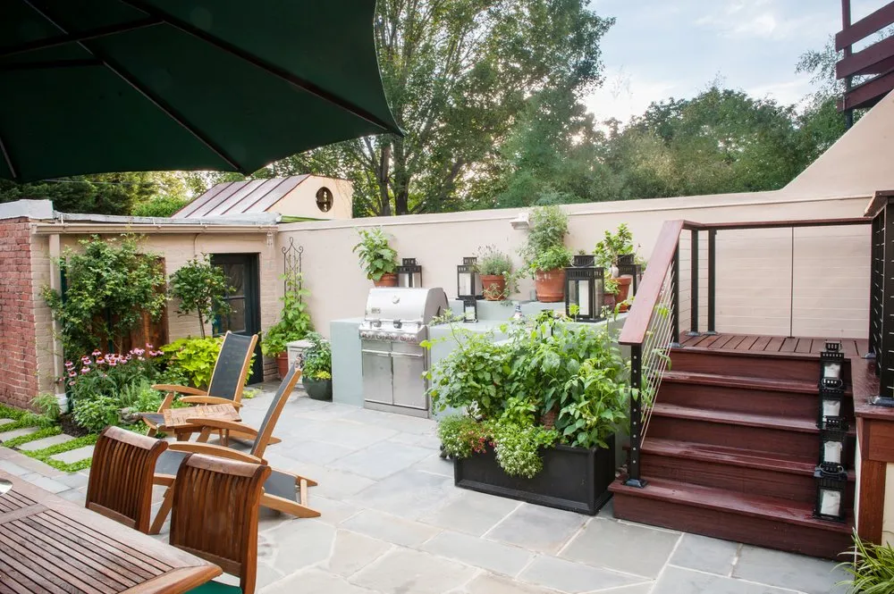 Professional yard cleanup service in Poolesville, MD by D. A. Dunlevy