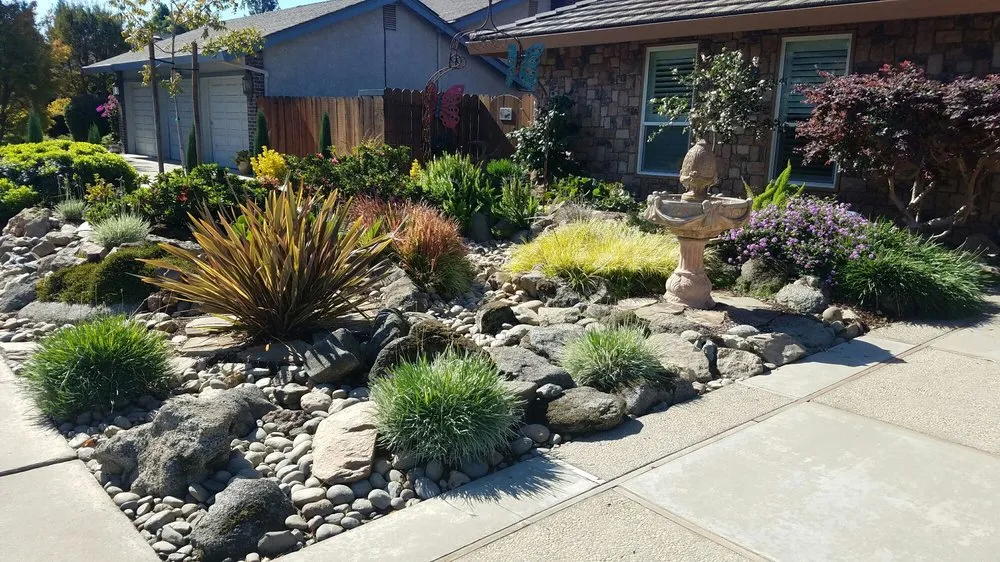 Custom garden landscaping experts serving Ceres, CA - D A Landscape Services