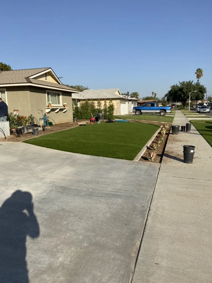 Trusted yard maintenance experts serving Riverside, CA - D A Landscaping