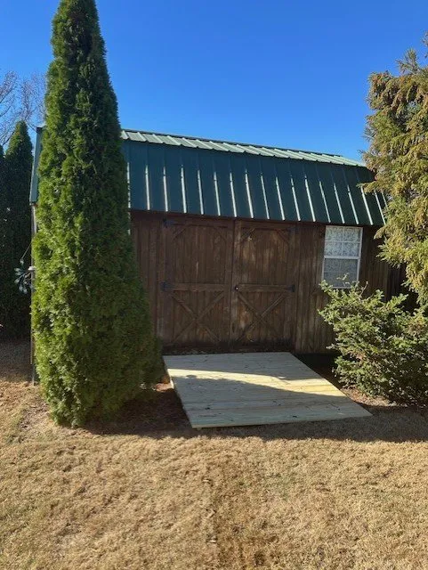 Reliable outdoor landscaping in New Hope, AL - D and k Landscaping And Handyman Services