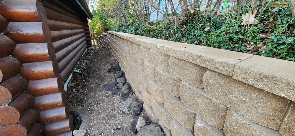 Custom garden landscaping experts serving Elgin, IL - D and L Landscaping and Services