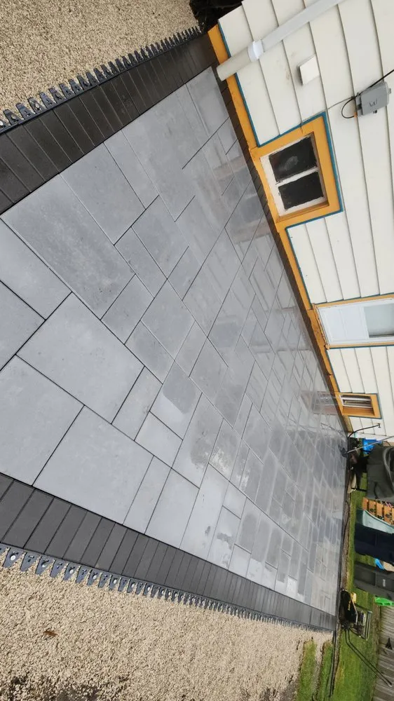 Professional garden landscaping for residential properties in Elgin, IL by D and L Landscaping and Services