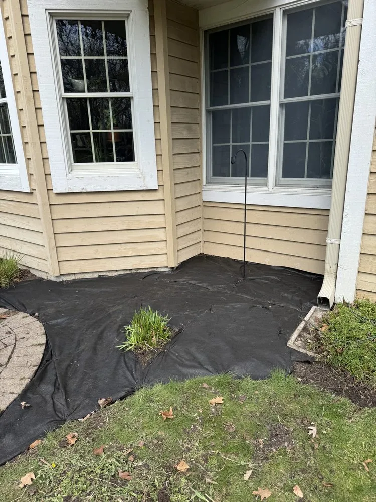 Custom landscape design in Elgin, IL by D and L Landscaping and Services