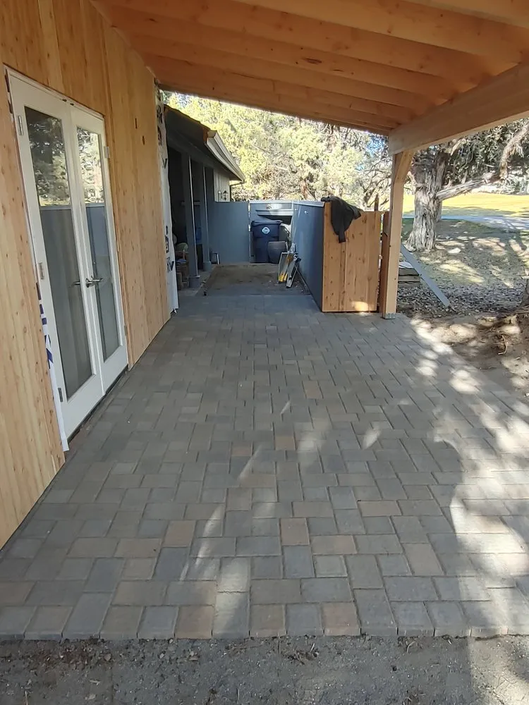 Custom landscaping services in Redmond, OR - D and T Yard Scapes