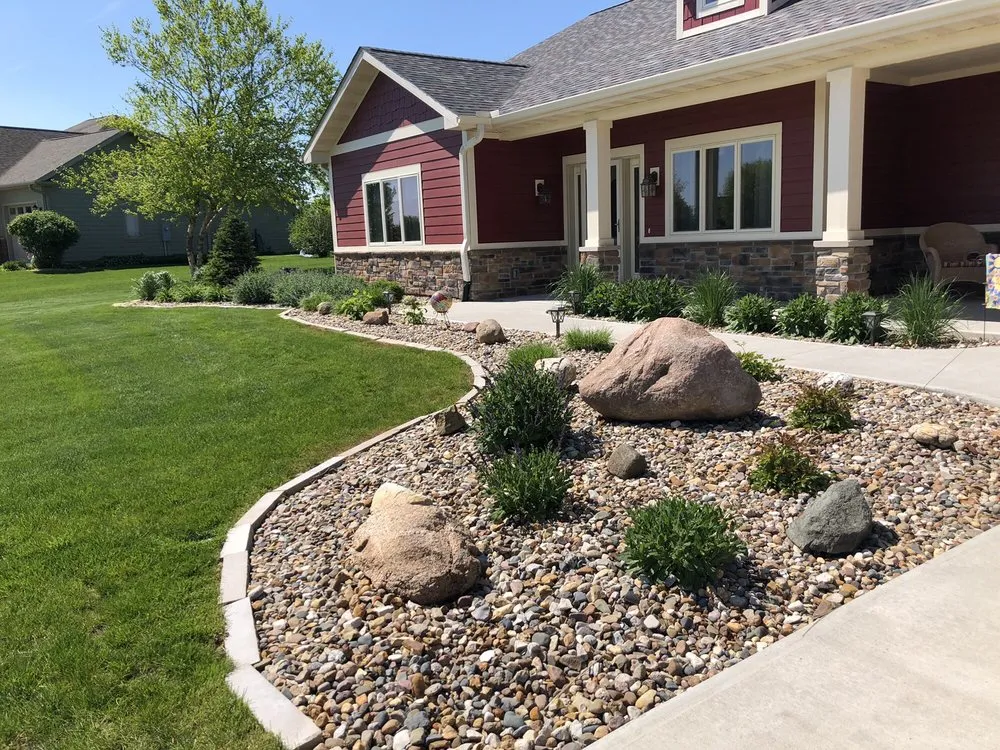 Top-rated yard maintenance in Oskaloosa, IA by D B Landscaping and Lawn Care