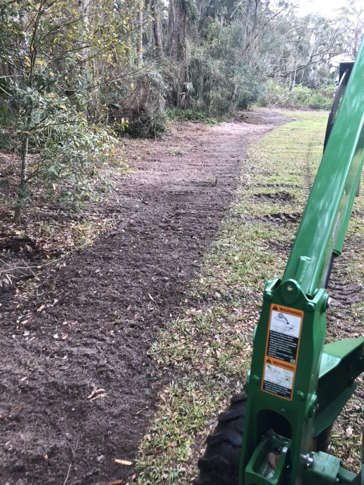 Professional lawn care service experts serving Tavares, FL - D B Potter Grounds Maintenance