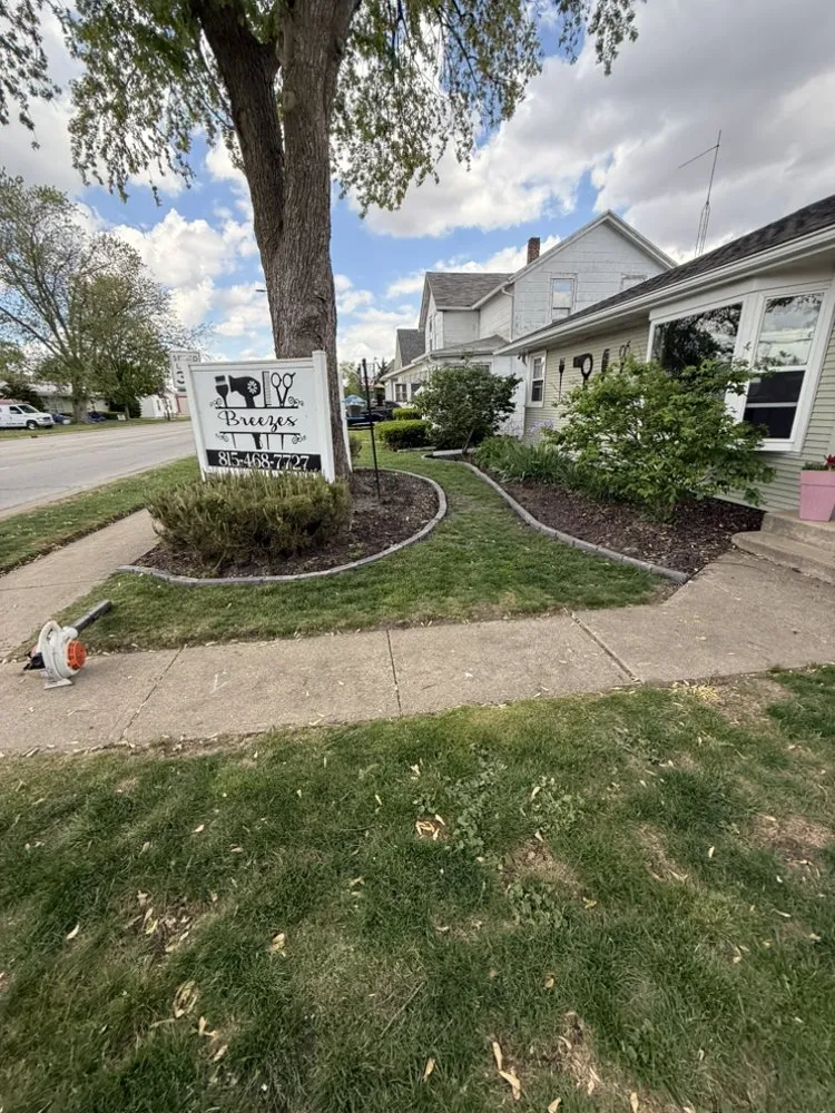 Trusted lawn care service in Peotone, IL - D C Landscaping