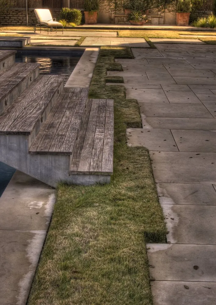 Affordable residential landscaping in Austin, TX by D-CRAIN