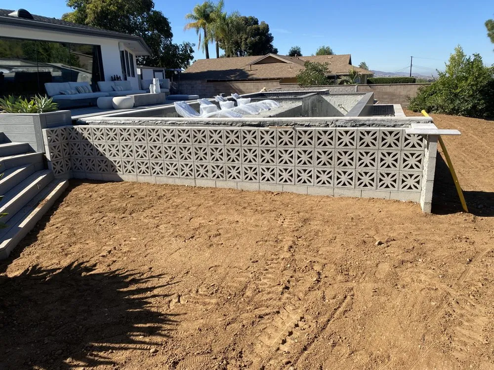 Affordable lawn mowing service experts serving Yucaipa, CA - D Dominguez Landscape Construction