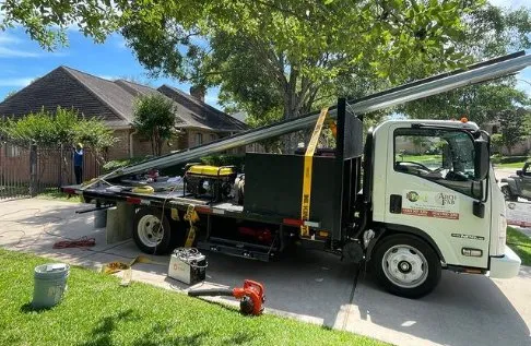 Professional yard maintenance with custom design in Sugar Land, TX by D-Fence Customs