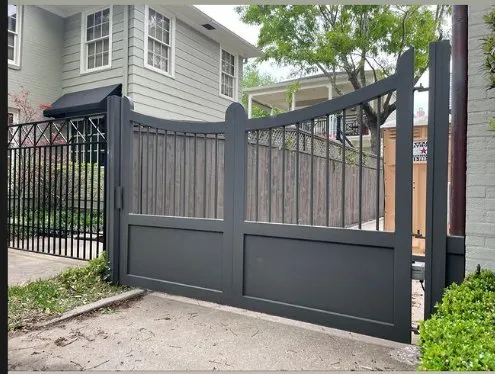 Custom landscaping services experts serving Sugar Land, TX - D-Fence Customs