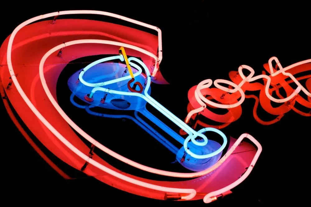 Professional yard maintenance experts serving Irvine, CA - D Flores Landscape