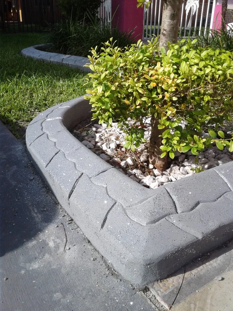 Local garden landscaping in Miami Gardens, FL by D Gonzalez Landscaping