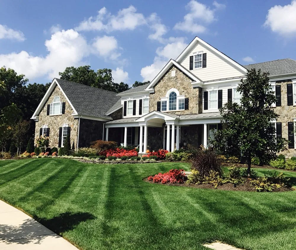 Affordable residential landscaping in Gainesville, VA by D H Custom Scapes