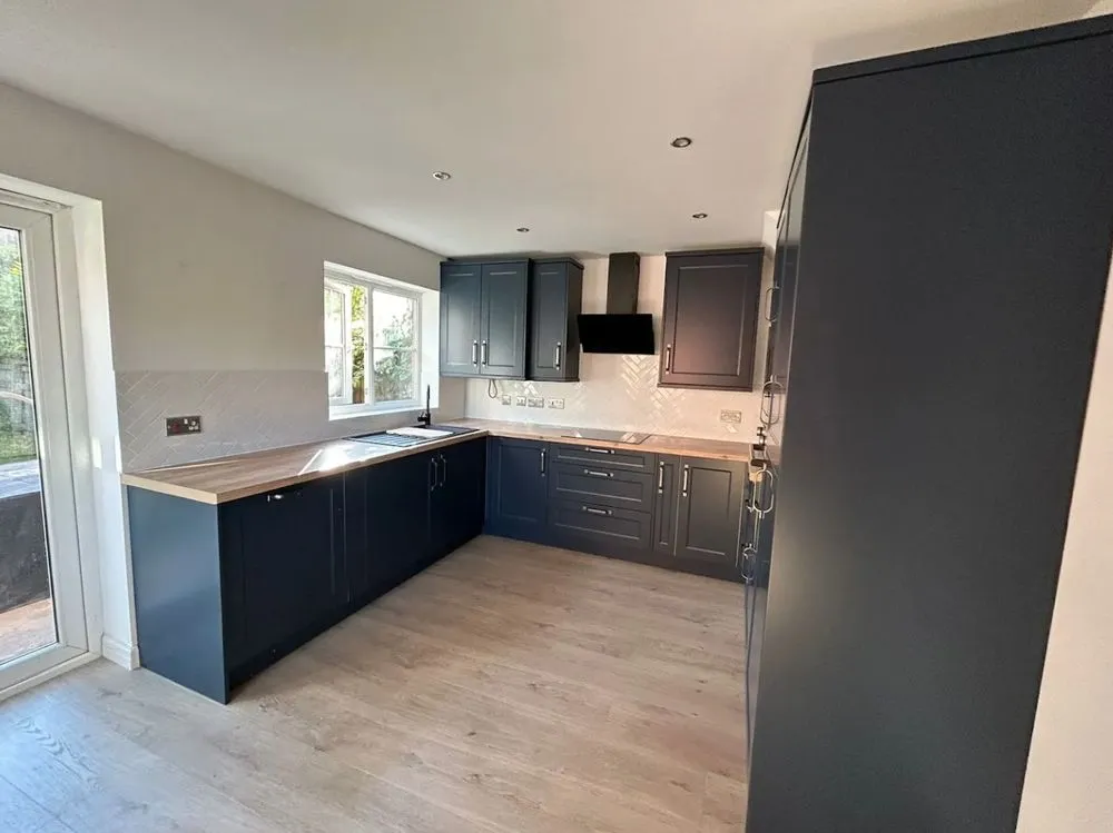 Custom lawn mowing service in Palmdale, CA - D-Handyman