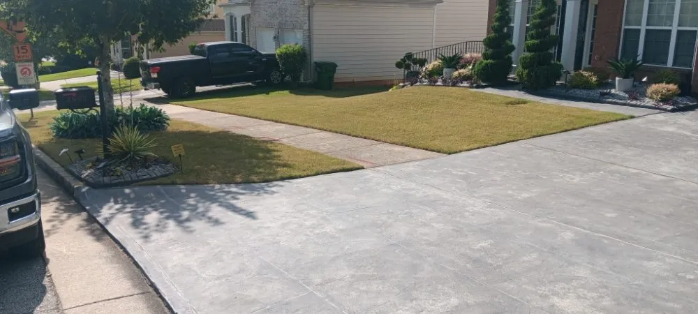 Top-rated landscaping services experts serving Union City, GA - D Hayes Services