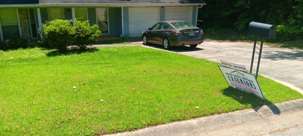 Affordable yard cleanup service in Union City, GA by D Hayes Services