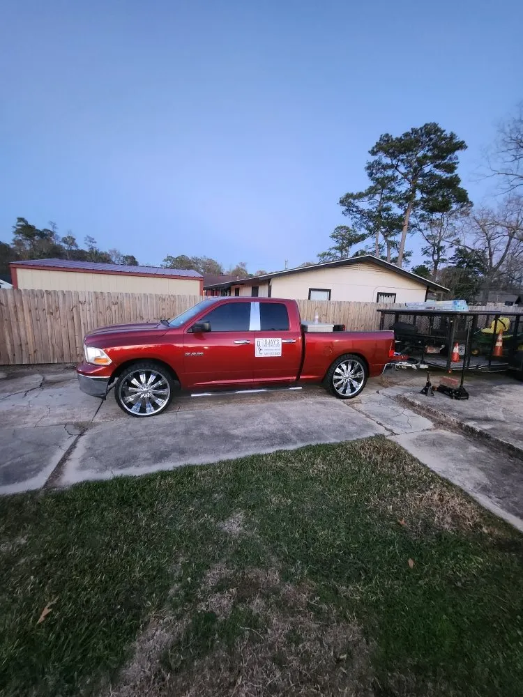 Top-rated yard maintenance in Beaumont, TX by D Jays Kuttin Close