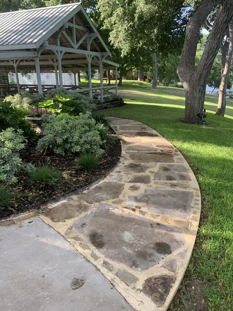 Reliable residential landscaping in New Braunfels, TX - D K Landscaping