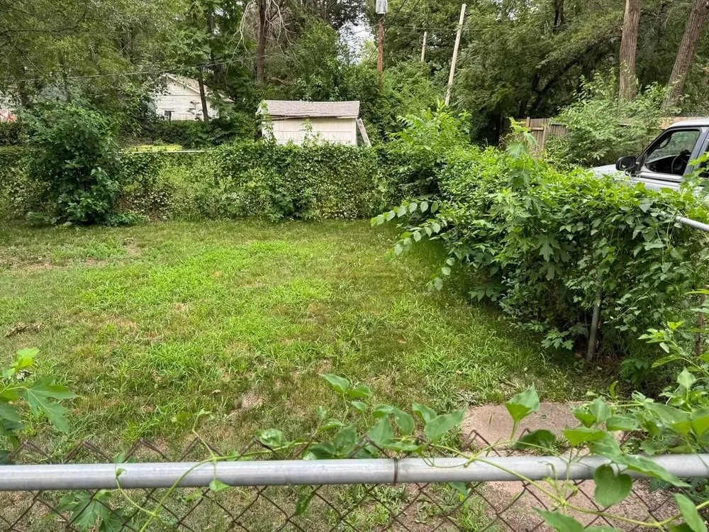 Local lawn mowing service experts serving Augusta, KS - D M Outdoor Services