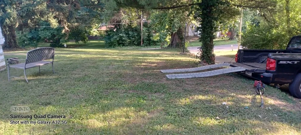 Reliable yard cleanup service for beautiful yards across Swansea, IL - D-N-J Lawn Maintenance,Tree Removal, and Landscape Design