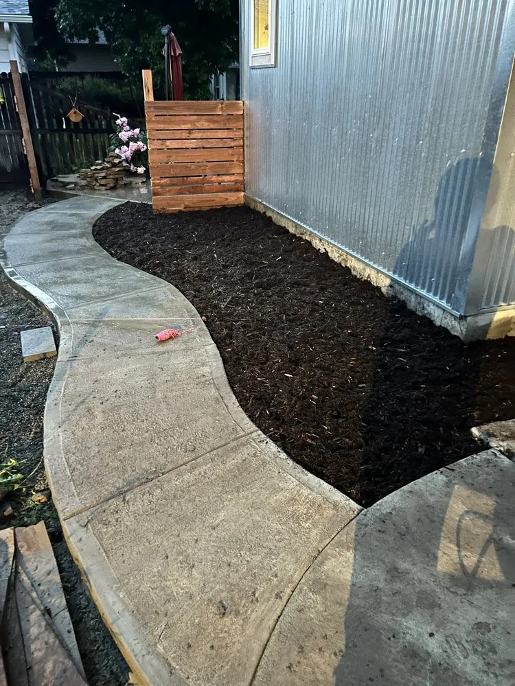 Top-rated yard maintenance experts serving Boulder, CO - D. Silva Landscaping