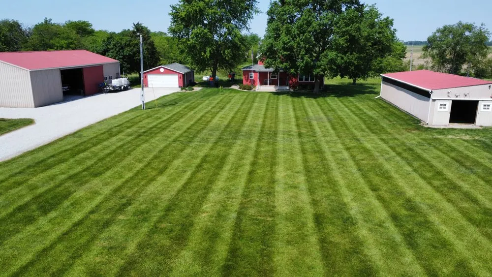 Trusted garden landscaping in Sadorus, IL by D. Stacy Landscaping