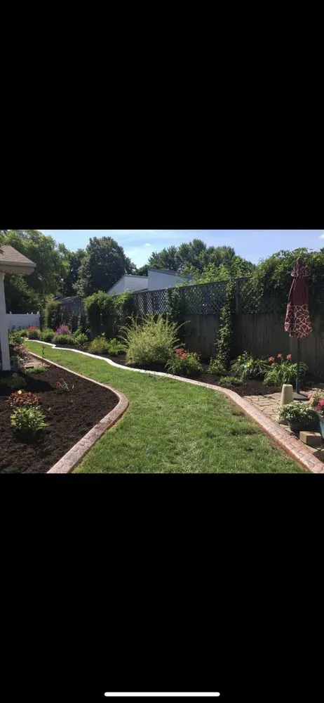 Top-rated garden landscaping experts serving Sadorus, IL - D. Stacy Landscaping